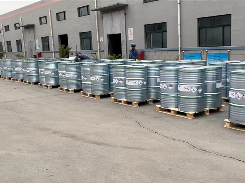 酯化産品(pin)整裝待發 